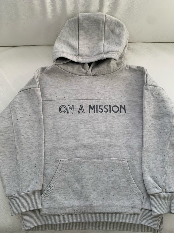 Sweat-shirt capuche