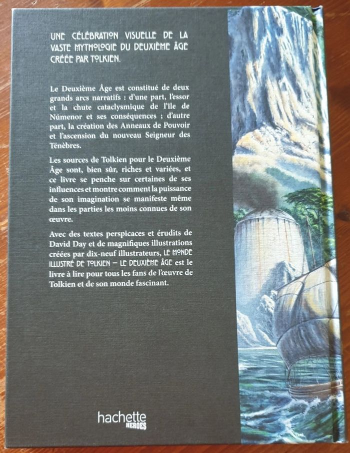 Livre Le monde illustré de Tolkien - Le deuxième âge - David Day - photo numéro 2
