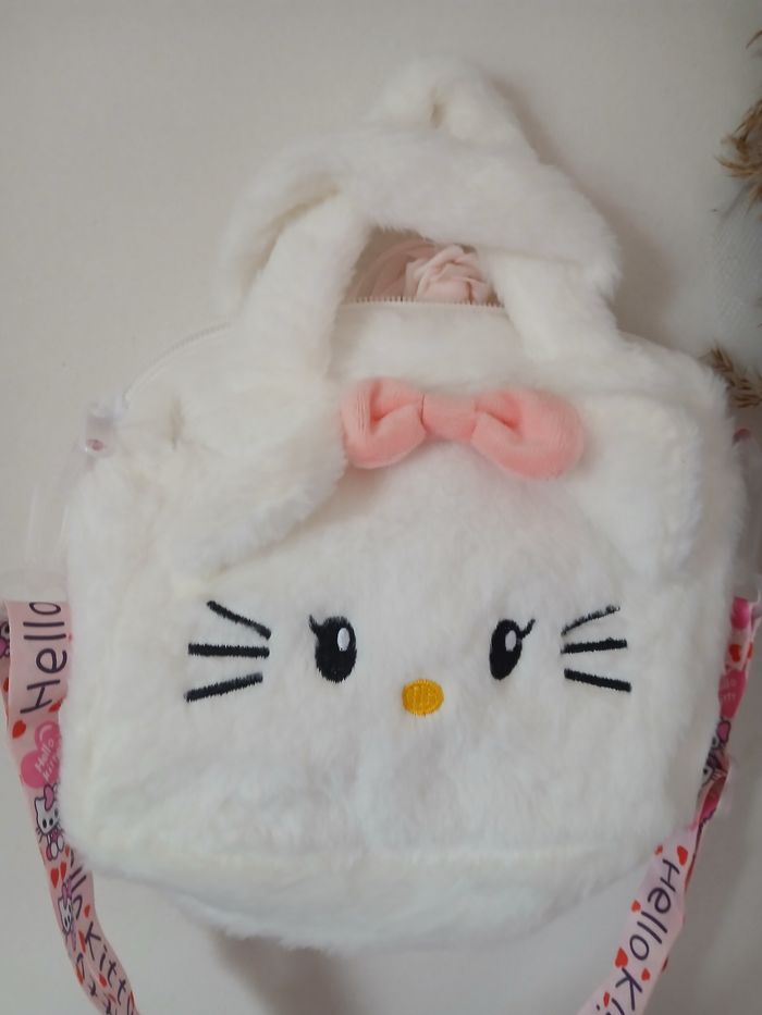 Adorable petit sac hello Kitty - photo numéro 2