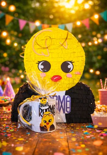 Coffret pinatas karma stray kids et mug