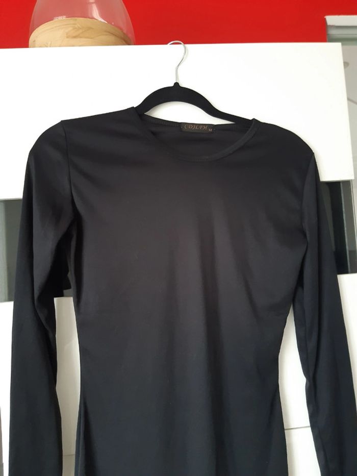 Robe moulante noire - photo numéro 4