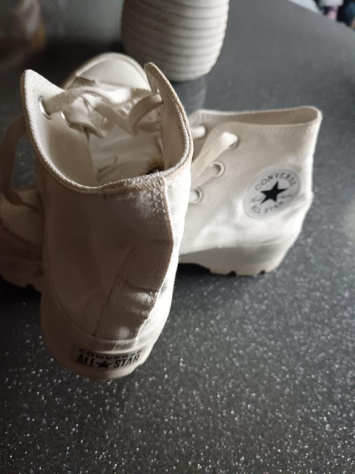 Converse - photo numéro 3