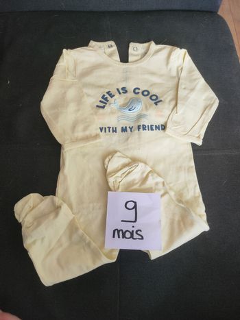 Genouillère ou pyjama 1 pièce pour bébé garçon 9 mois fin Kiabi