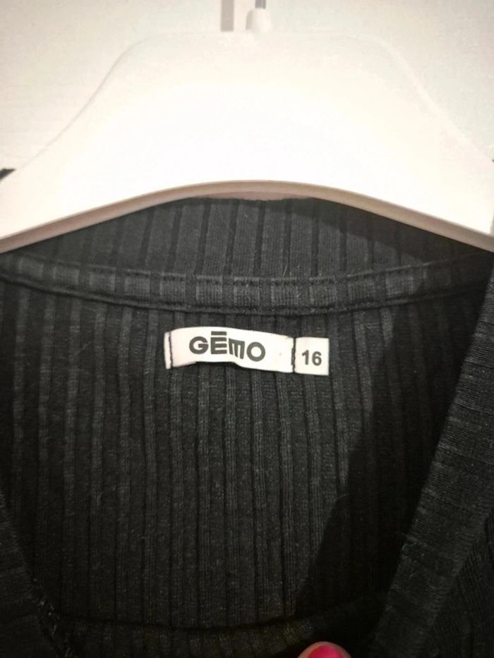 Pull noir - photo numéro 4