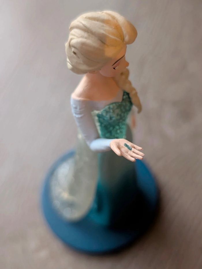 Figurine Elsa - La Reine des Neiges - photo numéro 4