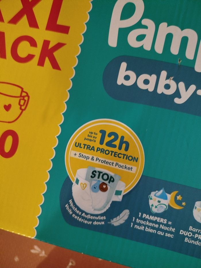 Carton 120  couches Pampers Baby dry taille 4 Neuf - photo numéro 3
