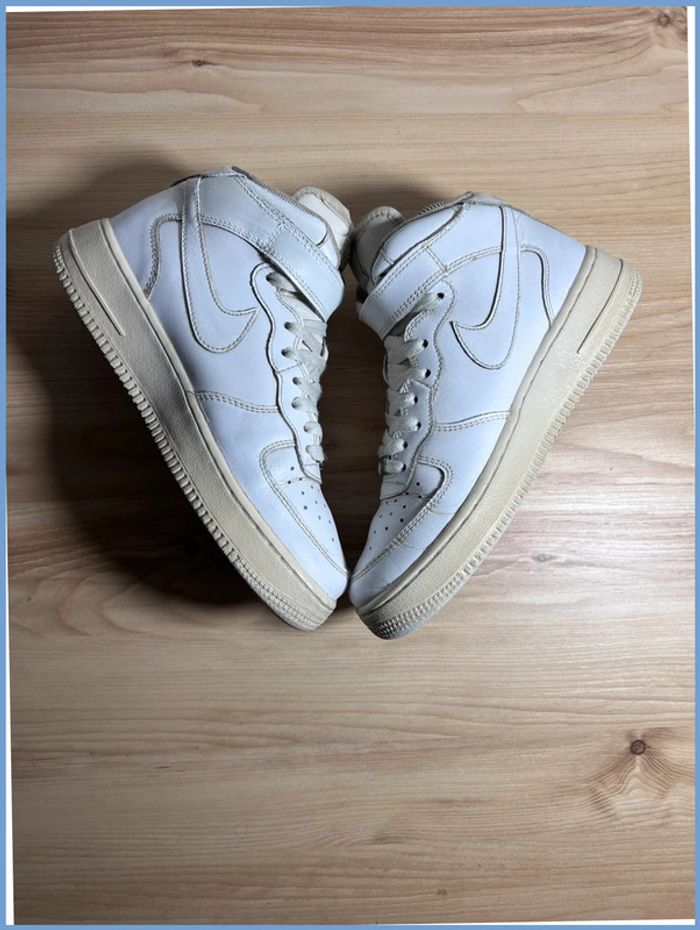 Nike Air Force 1 Mid Blanche – Pointure 38.5 Femme - photo numéro 2