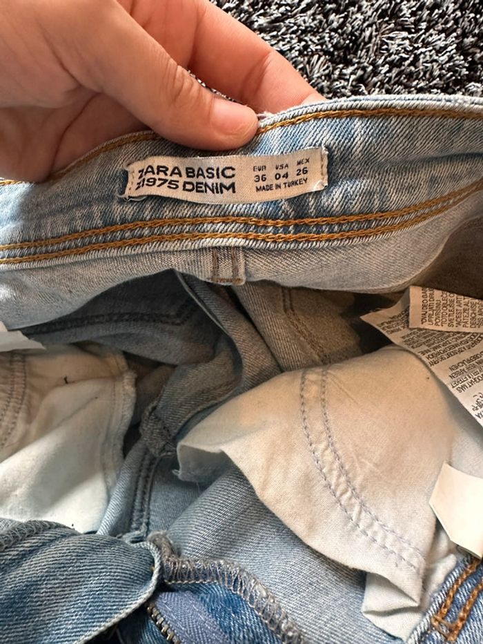 Jeans troués Zara - photo numéro 4