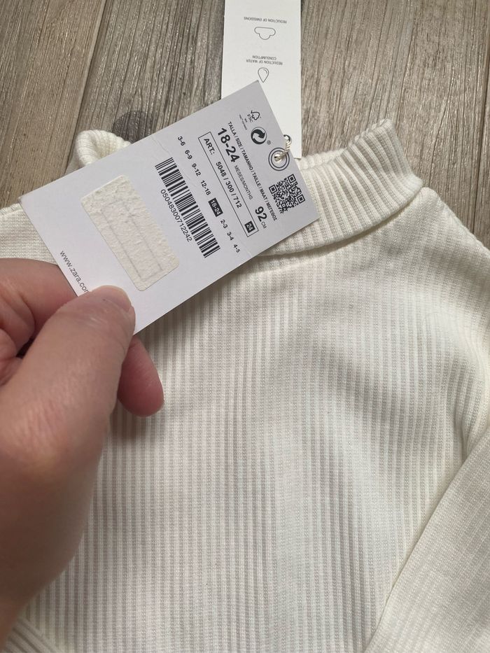 Haut cotelé Zara et kiabi manche longue fille - photo numéro 2