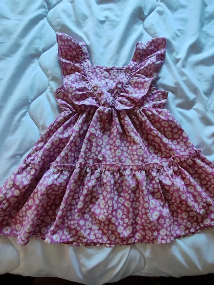 Robe fille 3/4 ans - photo numéro 2