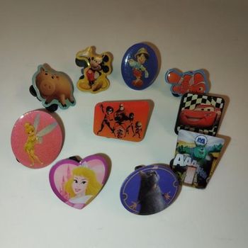 DISNEY - Lot 10 Pin's Mix Disney Edition Carrefour 2010 - Lot n°26 (OCCASION)