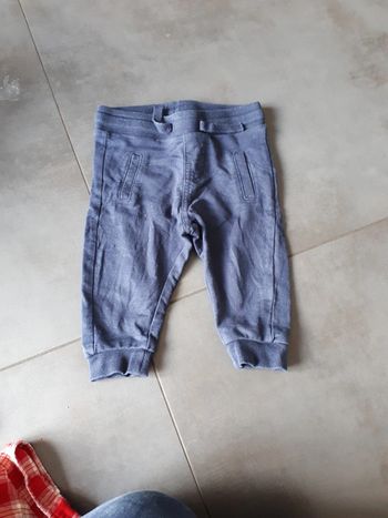 Bas de jogging Gémo 9 mois