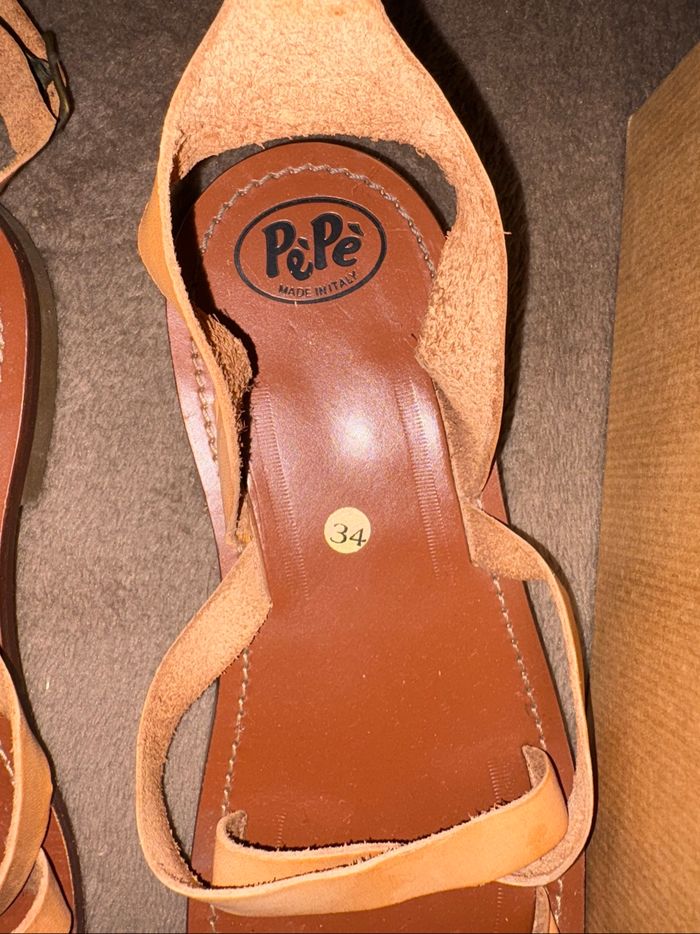 Sandales Pepe fille taille 34 en bon état couleur camel/marron - photo numéro 7