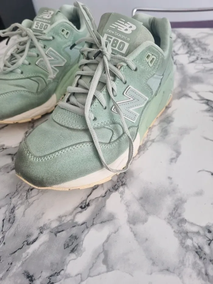 Basket New balance 580 suedine vert clair - photo numéro 5