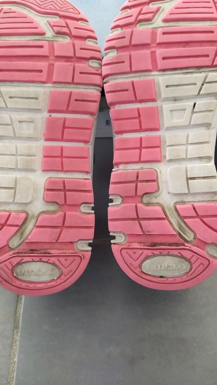 Baskets Umbro fille en 35 - photo numéro 9