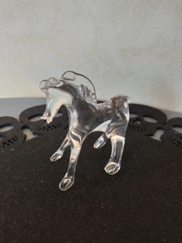 Cheval en verre - photo numéro 2