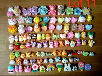 Figurines