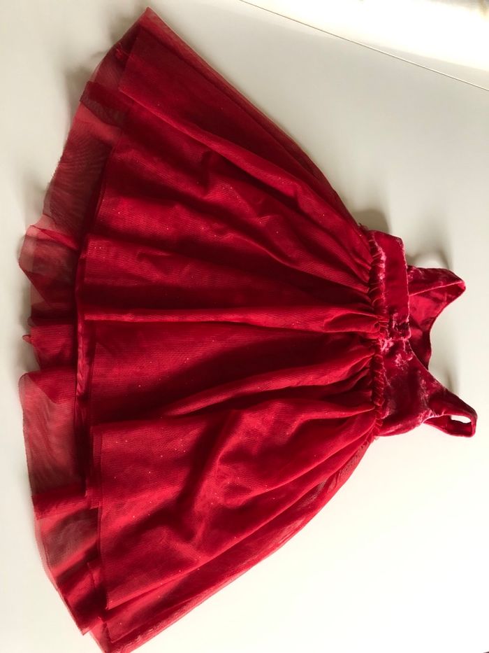Vend robe H et M taille 3 ans - photo numéro 2