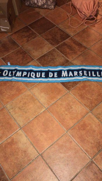 OM écharpe supporter