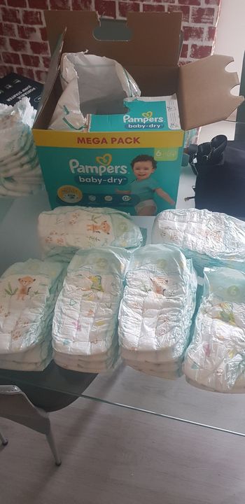 Lot de couches taille 6