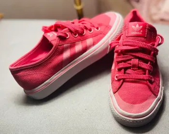 Tennis Adidas rose