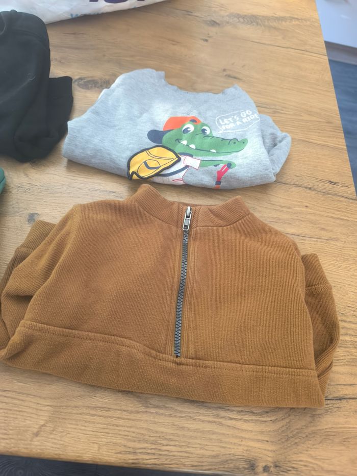Lot de pull sweat shirt bébé garçon taille 3 ans - photo numéro 2