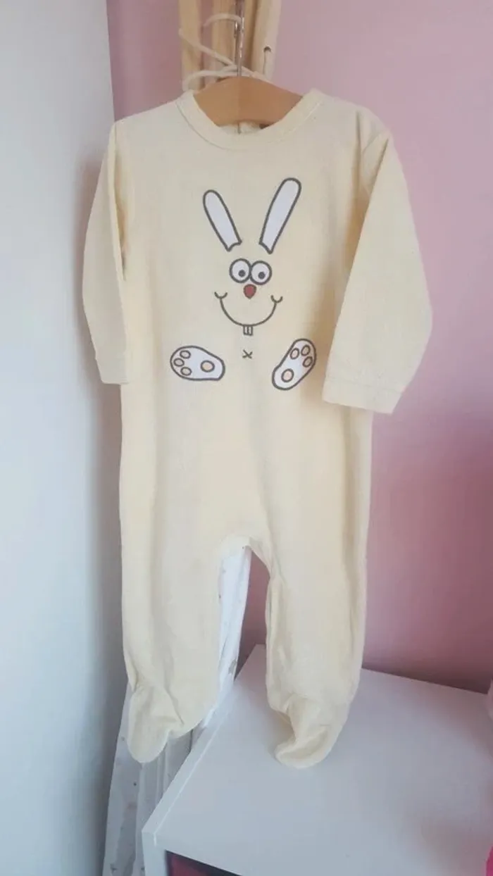 Pyjama - 12 mois 🎀