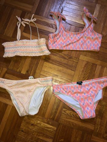 Lots deux maillots de bain