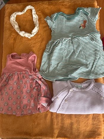 Lot de vêtements fille, trois mois