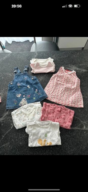 Lot de vêtements bébé fille 3 mois très bon état