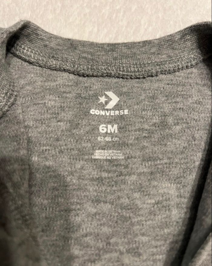 Dors bien Converse 6mois - photo numéro 2