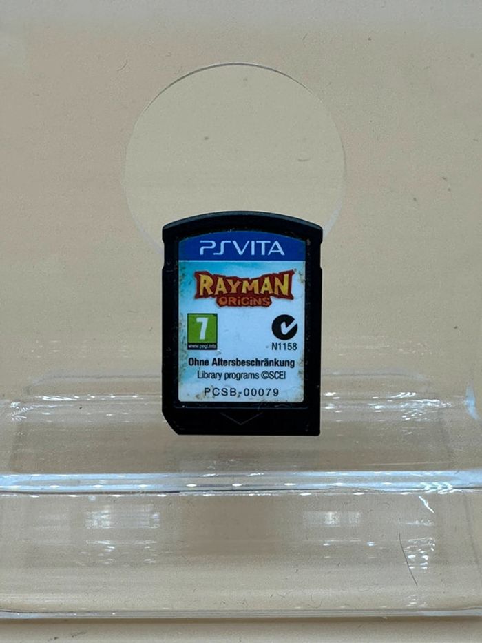 Rayman Origins Ps Vita - photo numéro 1