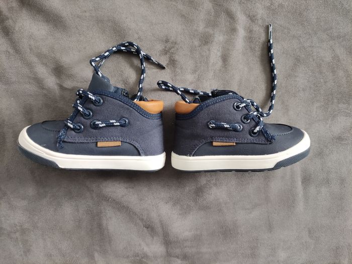 Chaussures baskets bébé garçon taille 20 neuves saxo blues - photo numéro 3