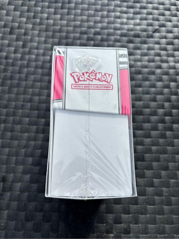Pokémon Etb ev10.5 flamme blanche - photo numéro 6