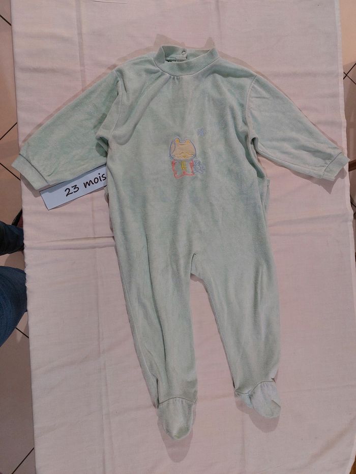 Pyjama dors-bien velours menthe taille 23 mois