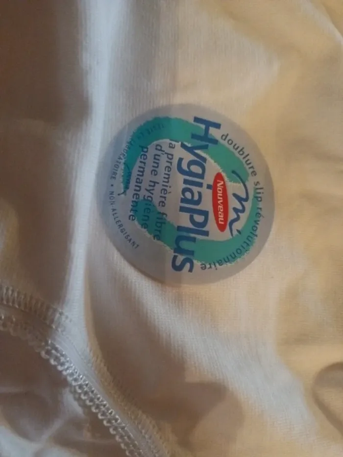 Slip révolutionnaire hygiaplus lot de 2 taille 42 44 - photo numéro 2