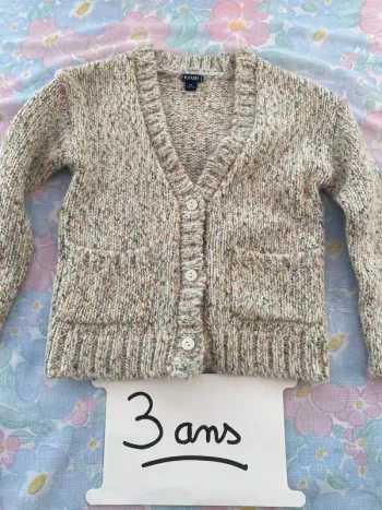 Magnifique gilet chaud et doux 3 ans