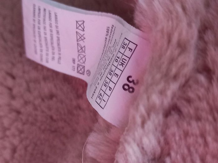 Manteau en cuir et fourrure à l'intérieur marque casual woman taille 38 - photo numéro 5