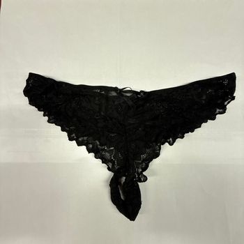 String dentelle usé, porté