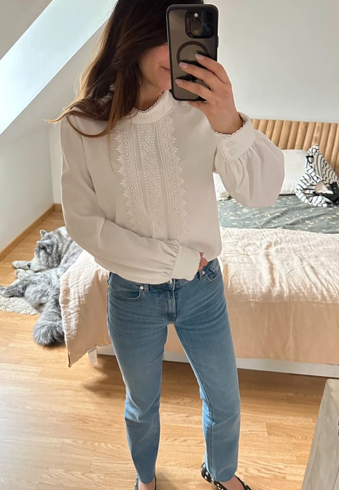 Blouse détail broderies Zara 🐚 - photo numéro 3