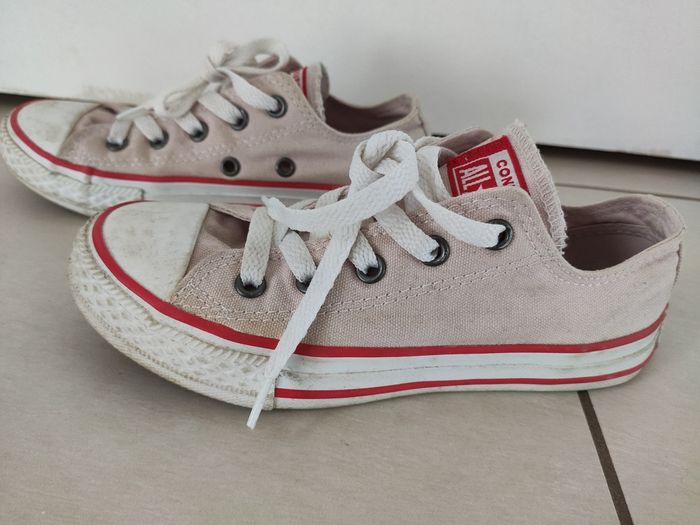 Converses fille - photo numéro 1