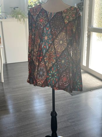 T-shirt manche longue taille L multicolore neuf