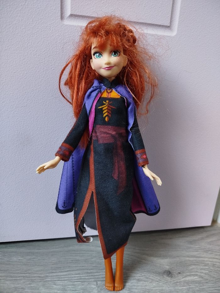 Poupée Disney Anna