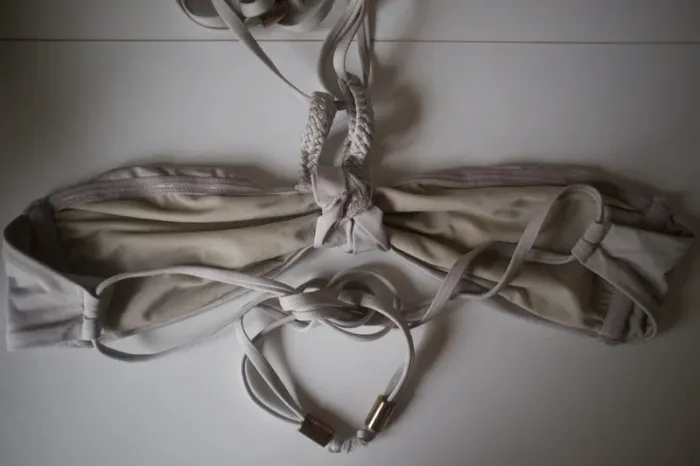 Maillot de bain 2 pièces gris argenté H&M parfait état T.38 - photo numéro 5