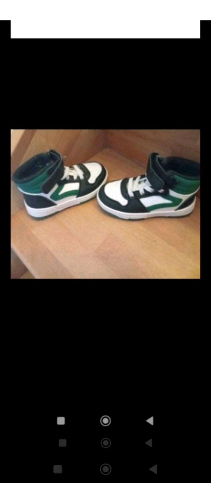 Paire de chaussures - photo numéro 2