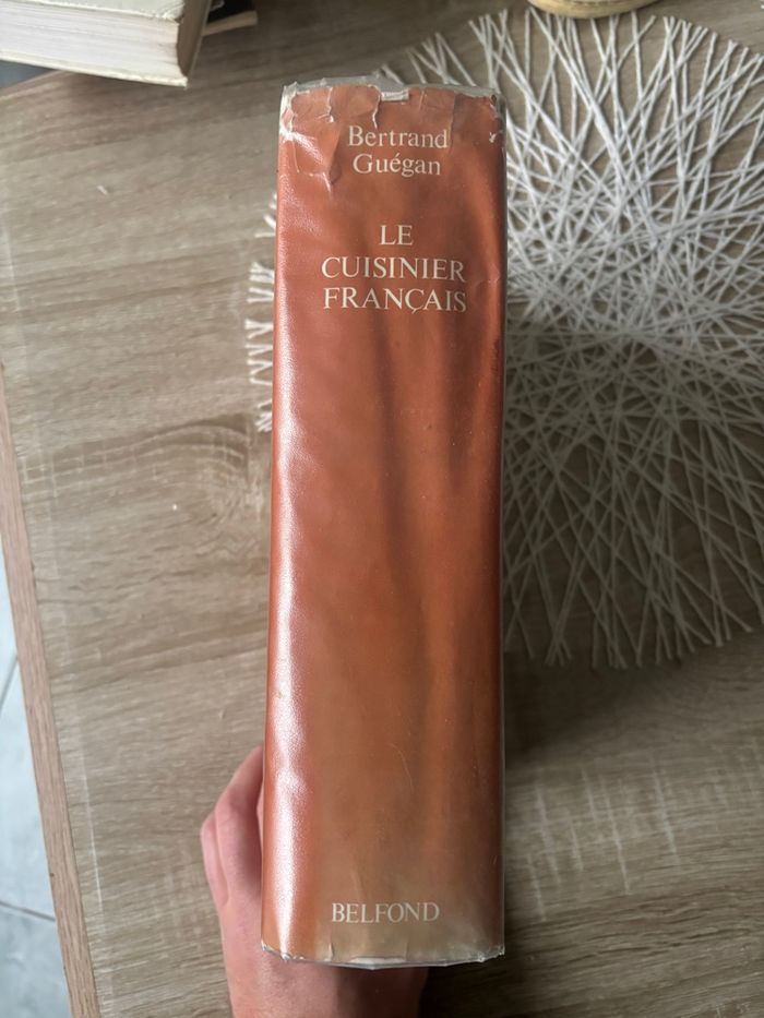 📚 Le cuisinier français – Bertrand Guégan (Belfond, 1980) - photo numéro 2