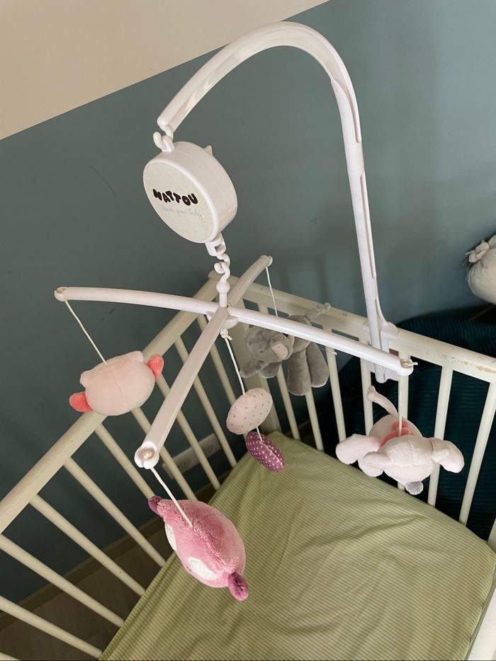 Mobile bébé avec boîte à musique - photo numéro 2