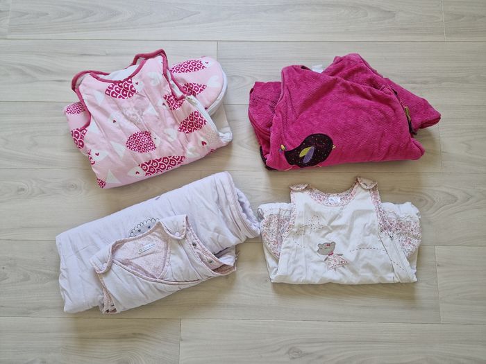 Lot de 4 turbulettes/gigoteuses fille - photo numéro 1