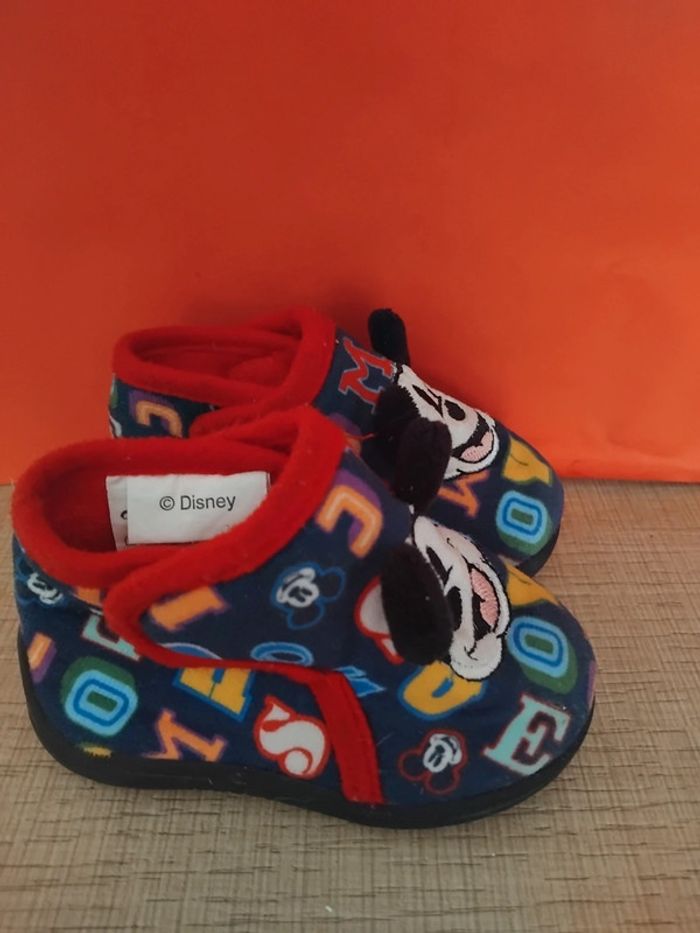 Chaussons taille 19 * - photo numéro 2