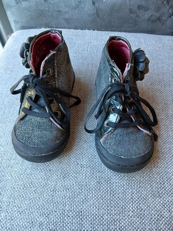 Chaussures fille en 19 - photo numéro 2